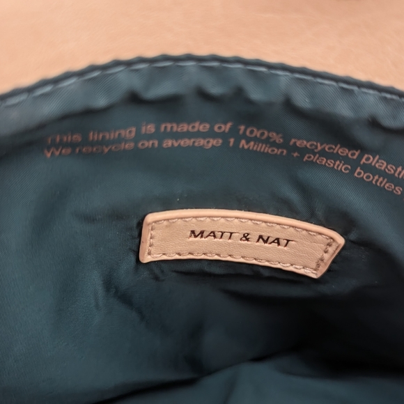 Matt & Nat Vegan Leather Large Laptop Bag in Cream - Picture 6 of 6